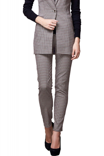 Stunning tailor made plaid pants with flat fronts and slim fit. These stylish work pants close with zipper fly and hook buttons on the waistband. You can customize them in easy use washable fabrics.