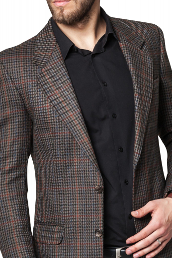 This stunning mens custom made brown plaid jacket in cashmere wool is an iconic formal from the luxurious range of affordable formals at My Custom Tailor. This mens made to order plaid jacket has 2 notch lapels with 1 boutonniere on the left lapel. This mens custom made slim fit brown jacket also features 2 front close buttons, 1 upper welt pocket, and 2 lower pockets with flaps. Wear this mens bespoke cashmere wool plaid jacket to interviews and board meetings for a lasting impression.