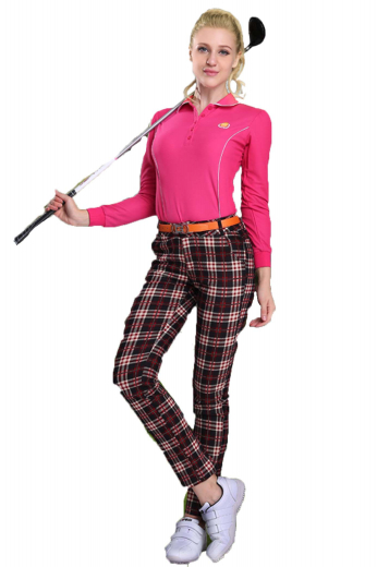 These are handmade golf pants for women who would want to be a fashion icon. These checkered womens handmade sports pants in poplin cotton are visual delights with two slash front pockets, two back pockets, extended belt loops, and a two point button and hook closure with a zipper fly. These womens tailor made dress pants have an iconic slim cut fitting with a flat front pleat pattern. Buy these attractive womens made to order golf pants at My Custom Tailor for day long comfort.