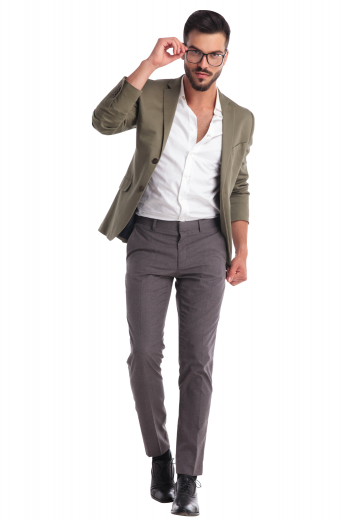 This men's classic grey pant is tailor made in a fine wool blend and cut to a slim fit, featuring slash pockets, extended belt loops, and a flat front pleat. It is sure to become a classic staple for your office wardrobe.