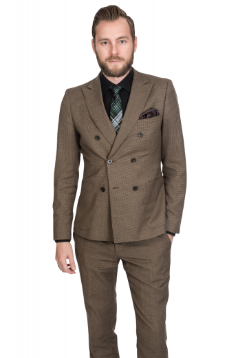 This men's pant suit is tailor made in a fine wool blend and cut to a slim fit, featuring a double breasted button closure, peak lapels, and patch pockets. 