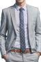 This leek men's pant suit is tailor made in a slim cut, featuring a single breasted button closure and slash pockets. It is perfect for all formal occasions.