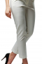 This women's sophisticated pair of white tailored pants are made to measure for a perfect fit in a fine wool blend. It is perfect as a base for your everyday work outfit!