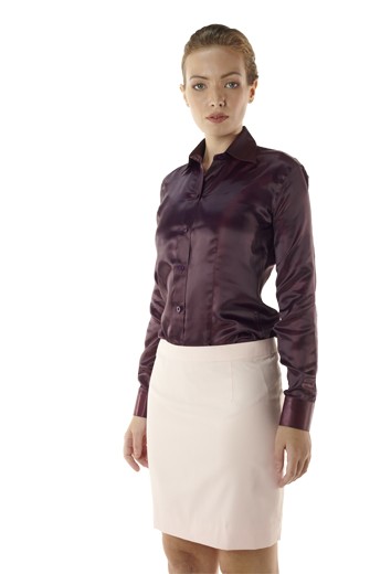 Up your fashion game with these made to measure sexy cream pencil skirts, incorporating handmade back center vents in alignment with tailor made concealed back zippers. Can be hand sewn with easy use wool and cashmere.