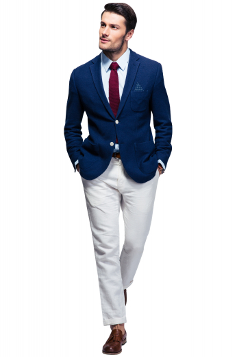 These men's navy blazer are tailor made in a fine wool and tweed and cut to a slim fit, featuring single breasted button closure and hand stitched lapels. It is a fantastic formal wardrobe staple!