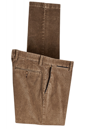 This men's custom made caramel trouser is fantastic for any formal occasion. It is tailor made in a fine wool blend and cut to a slim fit, featuring slash pockets, extended belt loops and a flat front pleat.