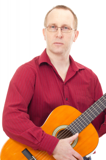 This men's red button down is tailor made in a fine italian linen and cut to a slim fit, featuring an ainsley collar and rounded barrel cuffs. It is a perfect everyday wardrobe staple, made to fit you perfectly.