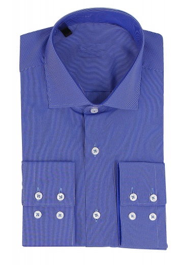 This men's slim cut striped blue button down is a fantastic option for any formal occasion. It is tailor made in a fine linen blend and features an ainsley collar and rounded barrel cuffs.